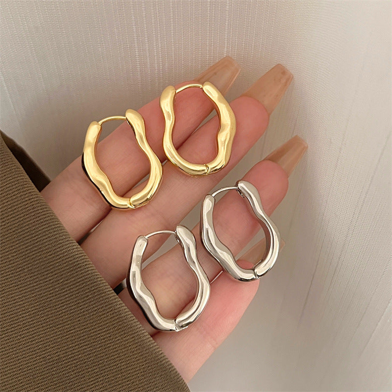 "Stylish Solid Color Earrings - Golden Simple and Timeless"